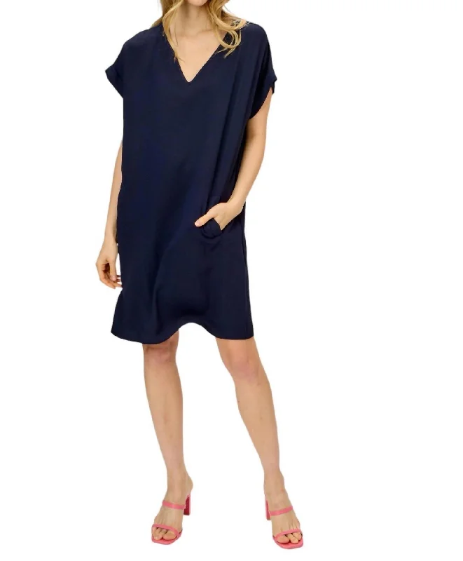 Knee-Length Shift Dress In Midnight Blue