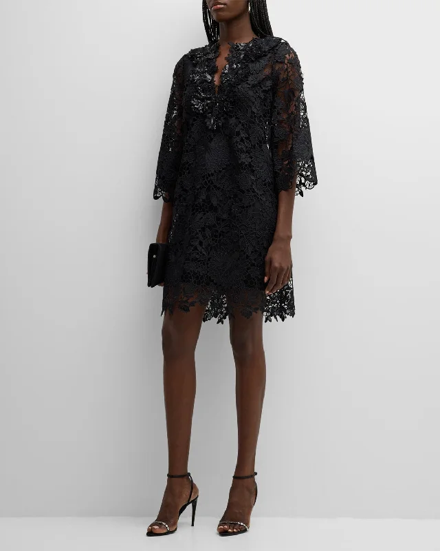 Hannah 3/4-Sleeve Floral Lace Shift Dress